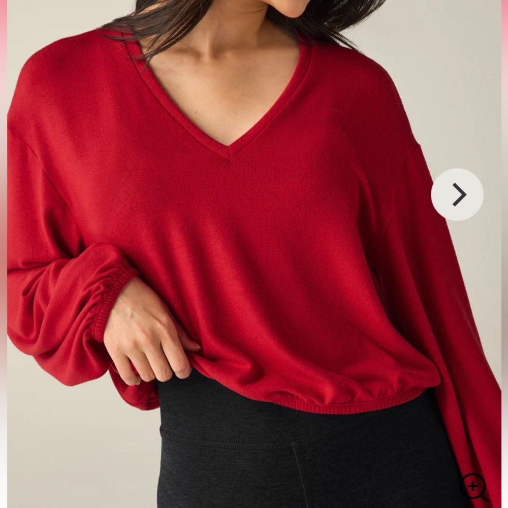 NWT Beyond Yoga Soft Spoken Cropped Pullover